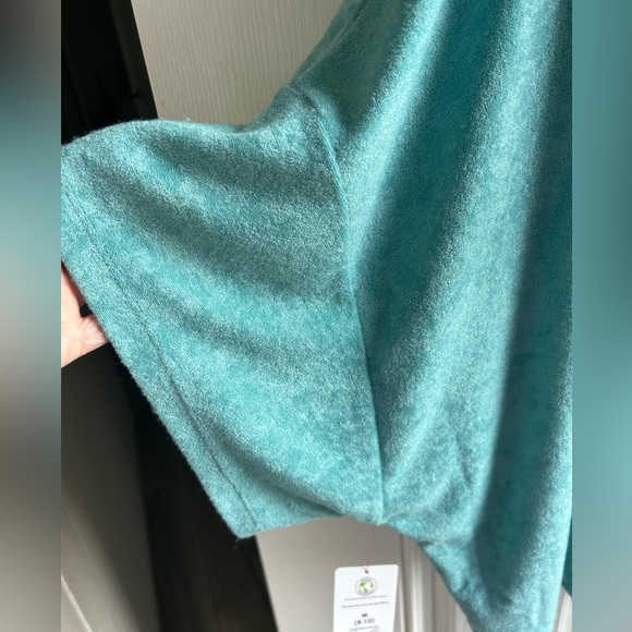 Short sleeve hooded sleep top - Picture 6 of 6